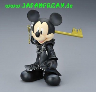 Kingdom Hearts 2 Play Arts King Mickey