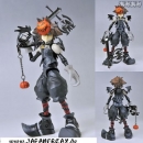 Kingdom Hearts 2 Play Arts Halloween Town Sora